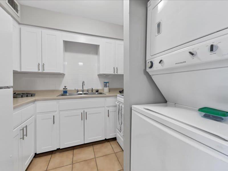 坦帕Designed And Cozy 1Br With Parking Near Stores公寓 外观 照片
